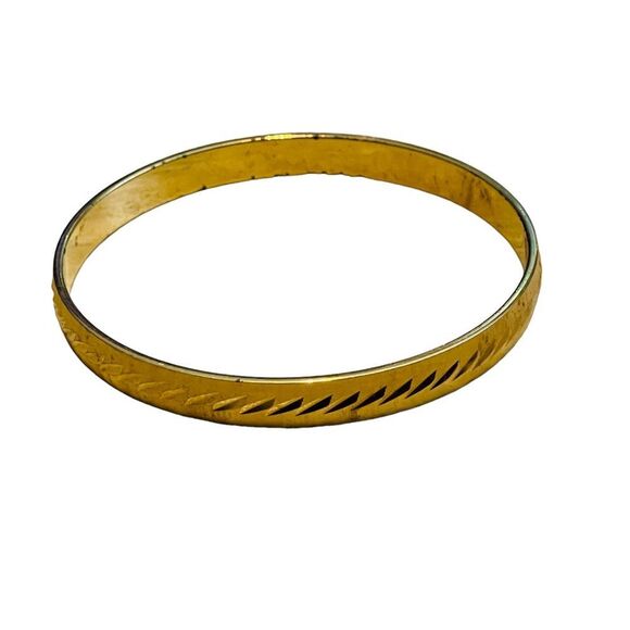 Vintage Monet Gold Etched Bangle Bracelet - Picture 6 of 11